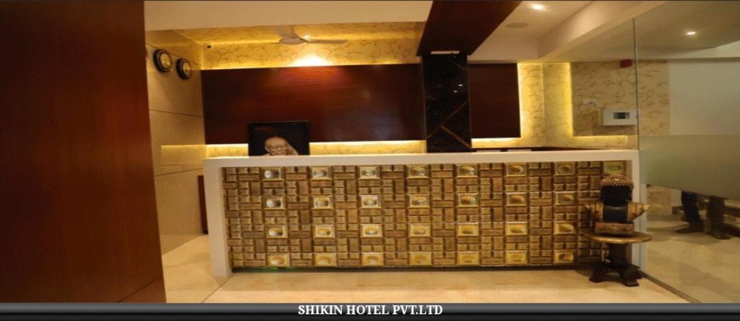 Shikin Hotels Нави Мумбай Екстериор снимка